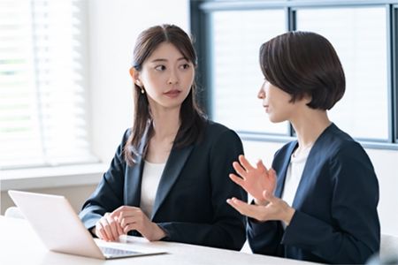 専門士業と連携するワンストップ体制